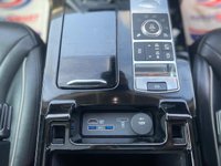 USED 2017 67 LAND ROVER DISCOVERY 3.0 TD V6 HSE Luxury SUV 5dr Diesel Auto 4WD Euro 6 (s/s) (258 ps) A REALLY BEAUTIFUL ADDITION FINISHED IN STUNNING METALLIC BLACK PAINT+DIESEL+AUTOMATIC+7 SEATER+ONLY 2 FORMER KEEPERS+SERVICE HISTORY+PRIVACY GLASS+CRUISE CONTROL+DAB DIGITAL RADIO+FULL LEATHER INTERIOR+FULL PANORAMIC GLASS ROOF+SATELLITE NAVIGATION+PARK ASSIST+CLIMATE CONTROL+21 INCH ALLOY WHEELS+BLUETOOTH PREPARATION+COST NEW &pound;63640 MAKING THIS USED VEHICLE AMAZING VALUE AT OUR LOW PRICE+CALL NOW FOR MORE INFORMATION AND TO ARRANGE A VIEWING+READY TO DRIVE AWAY TODAY!!!!!!!!!!!!!!!!!!!!!!!!!!!