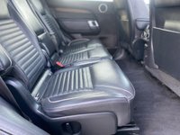 USED 2017 67 LAND ROVER DISCOVERY 3.0 TD V6 HSE Luxury SUV 5dr Diesel Auto 4WD Euro 6 (s/s) (258 ps) A REALLY BEAUTIFUL ADDITION FINISHED IN STUNNING METALLIC BLACK PAINT+DIESEL+AUTOMATIC+7 SEATER+ONLY 2 FORMER KEEPERS+SERVICE HISTORY+PRIVACY GLASS+CRUISE CONTROL+DAB DIGITAL RADIO+FULL LEATHER INTERIOR+FULL PANORAMIC GLASS ROOF+SATELLITE NAVIGATION+PARK ASSIST+CLIMATE CONTROL+21 INCH ALLOY WHEELS+BLUETOOTH PREPARATION+COST NEW &pound;63640 MAKING THIS USED VEHICLE AMAZING VALUE AT OUR LOW PRICE+CALL NOW FOR MORE INFORMATION AND TO ARRANGE A VIEWING+READY TO DRIVE AWAY TODAY!!!!!!!!!!!!!!!!!!!!!!!!!!!