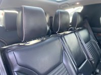 USED 2017 67 LAND ROVER DISCOVERY 3.0 TD V6 HSE Luxury SUV 5dr Diesel Auto 4WD Euro 6 (s/s) (258 ps) A REALLY BEAUTIFUL ADDITION FINISHED IN STUNNING METALLIC BLACK PAINT+DIESEL+AUTOMATIC+7 SEATER+ONLY 2 FORMER KEEPERS+SERVICE HISTORY+PRIVACY GLASS+CRUISE CONTROL+DAB DIGITAL RADIO+FULL LEATHER INTERIOR+FULL PANORAMIC GLASS ROOF+SATELLITE NAVIGATION+PARK ASSIST+CLIMATE CONTROL+21 INCH ALLOY WHEELS+BLUETOOTH PREPARATION+COST NEW &pound;63640 MAKING THIS USED VEHICLE AMAZING VALUE AT OUR LOW PRICE+CALL NOW FOR MORE INFORMATION AND TO ARRANGE A VIEWING+READY TO DRIVE AWAY TODAY!!!!!!!!!!!!!!!!!!!!!!!!!!!
