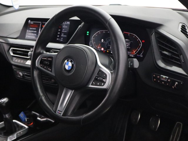 2021 BMW 1 Series 1.5L M Sport 5dr - Photo 12