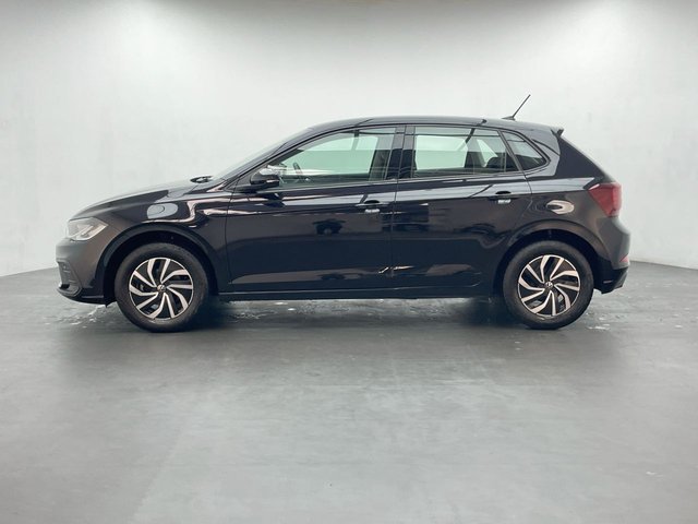 USED 2022 72 Volkswagen Polo 1.0 Evo Life Hatchback 5dr Petrol Manual Euro 6 (s/S) (80 Ps) - Parking Camera + Cruise Control