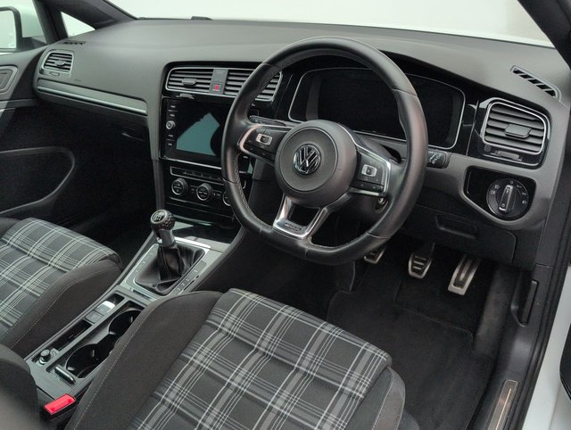 USED 2018 18 Volkswagen Golf 2.0 TDI Gtd Hatchback 5dr Diesel Manual Euro 6 (s/S) (184 Ps) - Sat Nav, Privacy, Sensors