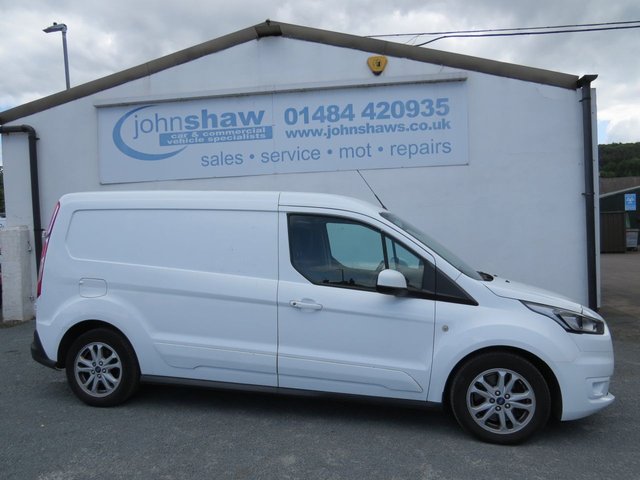 2020 Ford Transit Connect 1.5L Limited 5dr - Photo 12