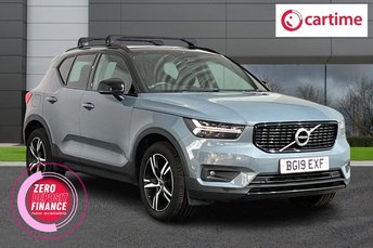 2019 VOLVO XC40