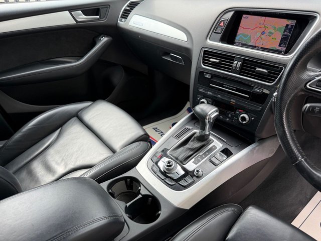 2015 AUDI Q5 - Photo 12