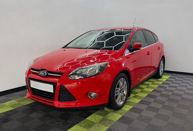 2014 FOCUS 1.6 TDCI TITANIUM NAVIGATOR HATCHBACK 5DR DIESEL MANUAL EURO 5 S S... photo