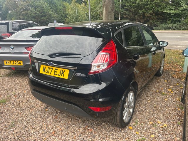 2017 Ford Fiesta 1L Titanium 5dr - Photo 3