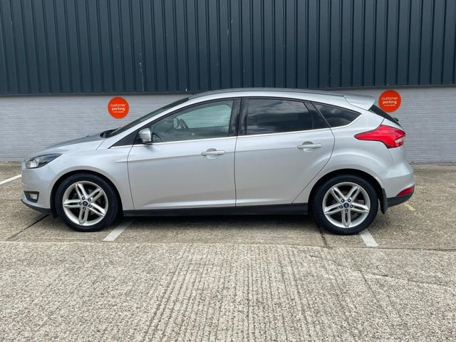 View our FORD FOCUS