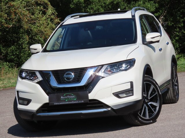 View our NISSAN X-TRAIL