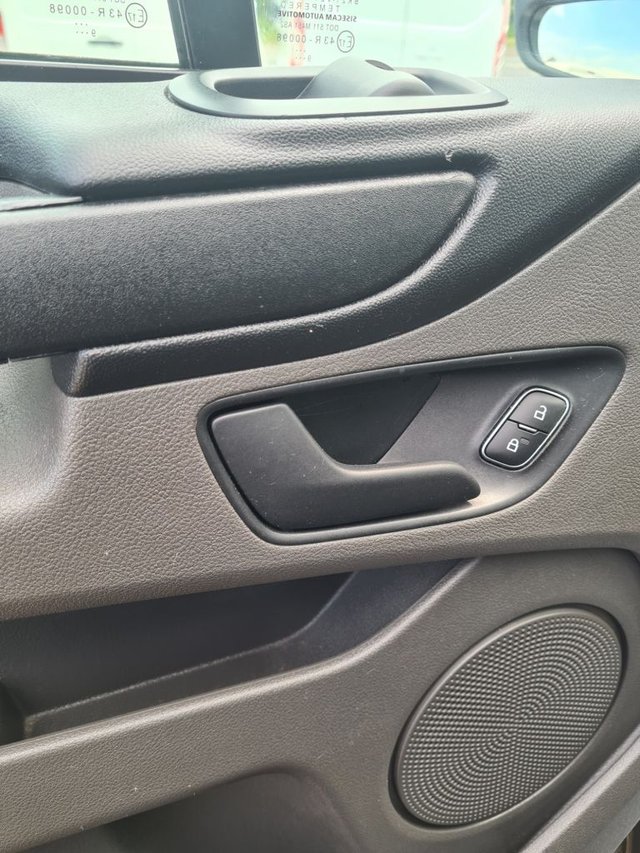 View our Ford Transit Custom range
