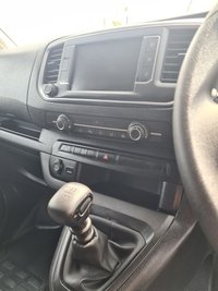 USED 2023 23 VAUXHALL VIVARO 1.5 Turbo D 2900 Pro Panel Van 6dr Diesel Manual L2 H1 Euro 6 (s/s) (100 ps) 