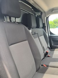 USED 2023 23 VAUXHALL VIVARO 1.5 Turbo D 2900 Pro Panel Van 6dr Diesel Manual L2 H1 Euro 6 (s/s) (100 ps) 