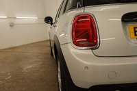 USED 2019 69 MINI HATCH 1.5 Cooper Classic Hatchback 5dr Petrol Steptronic Euro 6 (s/s) (136 ps) 