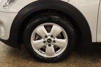 USED 2019 69 MINI HATCH 1.5 Cooper Classic Hatchback 5dr Petrol Steptronic Euro 6 (s/s) (136 ps) 