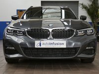 USED 2021 21 BMW 3 SERIES 2.0 330e 12kWh M Sport Touring 5dr Petrol Plug-in Hybrid Auto Euro 6 (s/s) (292 ps) SAT NAV HEATED LEATHER INTERIOR REAR VIEW CAMERA CRUISE CONTROL PARKING SENSOR 1 OWNER BMW SERVICE HISTORY WARRANTY