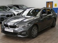 USED 2021 21 BMW 3 SERIES 2.0 330e 12kWh M Sport Touring 5dr Petrol Plug-in Hybrid Auto Euro 6 (s/s) (292 ps) SAT NAV HEATED LEATHER INTERIOR REAR VIEW CAMERA CRUISE CONTROL PARKING SENSOR 1 OWNER BMW SERVICE HISTORY WARRANTY
