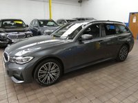 USED 2021 21 BMW 3 SERIES 2.0 330e 12kWh M Sport Touring 5dr Petrol Plug-in Hybrid Auto Euro 6 (s/s) (292 ps) SAT NAV HEATED LEATHER INTERIOR REAR VIEW CAMERA CRUISE CONTROL PARKING SENSOR 1 OWNER BMW SERVICE HISTORY WARRANTY