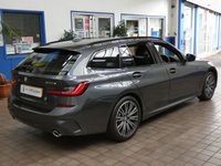 USED 2021 21 BMW 3 SERIES 2.0 330e 12kWh M Sport Touring 5dr Petrol Plug-in Hybrid Auto Euro 6 (s/s) (292 ps) SAT NAV HEATED LEATHER INTERIOR REAR VIEW CAMERA CRUISE CONTROL PARKING SENSOR 1 OWNER BMW SERVICE HISTORY WARRANTY