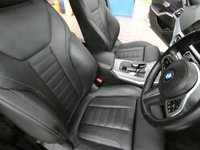 USED 2021 21 BMW 3 SERIES 2.0 330e 12kWh M Sport Touring 5dr Petrol Plug-in Hybrid Auto Euro 6 (s/s) (292 ps) SAT NAV HEATED LEATHER INTERIOR REAR VIEW CAMERA CRUISE CONTROL PARKING SENSOR 1 OWNER BMW SERVICE HISTORY WARRANTY