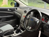 USED 2009 59 FORD FOCUS 1.6 Zetec Hatchback 5dr Petrol Manual (161 g/km, 99 bhp) 