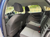 USED 2009 59 FORD FOCUS 1.6 Zetec Hatchback 5dr Petrol Manual (161 g/km, 99 bhp) 