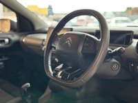 USED 2015 15 CITROEN C4 CACTUS 1.6 BlueHDi Feel Hatchback 5dr Diesel Manual Euro 6 (s/s) (100 ps)+0 ROAD TAX+2 KEYS+ALLOY WHEELS+MEDIA+BLUETOOTH+AIRCON+ 2 KEYS+FSH+ALLOYS+&pound;20 TAX+USB+BLUETOOTH+AIRCON+AUX+CRUISE+PAS+HPI CLEAR