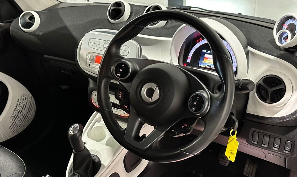 USED 2015 15 SMART FORFOUR 1.0 Prime Hatchback 5dr Petrol Manual Euro 6 (s/s) (71 ps) 