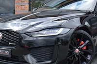 USED 2019 69 JAGUAR XE 2.0 P250i R-Dynamic HSE Saloon 4dr Petrol Auto Euro 6 (s/s) (250 ps) PAN ROOF / BLACK PACK / MATRIX