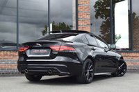 USED 2019 69 JAGUAR XE 2.0 P250i R-Dynamic HSE Saloon 4dr Petrol Auto Euro 6 (s/s) (250 ps) PAN ROOF / BLACK PACK / MATRIX