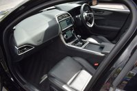 USED 2019 69 JAGUAR XE 2.0 P250i R-Dynamic HSE Saloon 4dr Petrol Auto Euro 6 (s/s) (250 ps) PAN ROOF / BLACK PACK / MATRIX