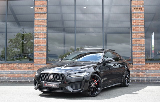 2019 69 Jaguar Xe 2.0 P250i R-Dynamic HSE Saloon 4dr Petrol Auto Euro 6 (s/s) (250 ps)