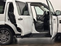 USED 2016 16 LAND ROVER DISCOVERY 4 3.0 SD V6 Graphite SUV 5dr Diesel Auto 4WD Euro 6 (s/s) (256 bhp) Striking Fuji White Discovery, 7 Seater Ebony Leather
