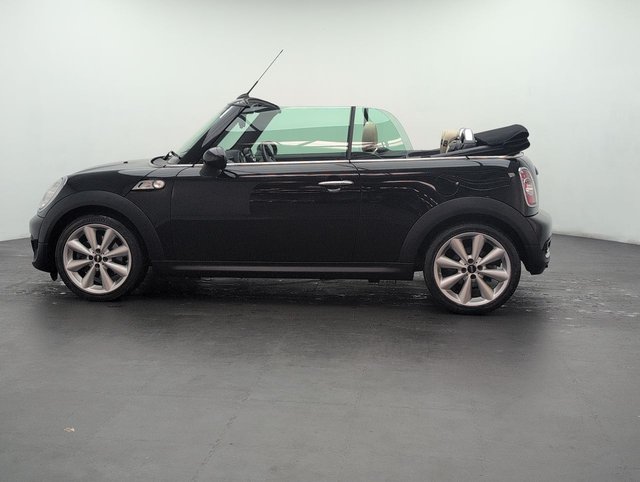 USED 2015 65 MINI Convertible 1.6 Cooper S Convertible 2dr Petrol Manual Euro 5 (s/S) (184 Ps) - Heated Seats + Chili Pack