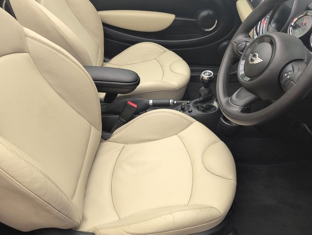 USED 2015 65 MINI Convertible 1.6 Cooper S Convertible 2dr Petrol Manual Euro 5 (s/S) (184 Ps) - Heated Seats + Chili Pack