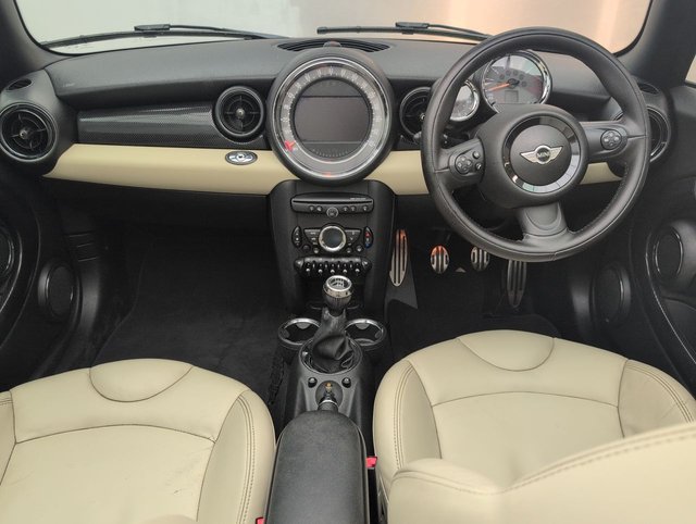 USED 2015 65 MINI Convertible 1.6 Cooper S Convertible 2dr Petrol Manual Euro 5 (s/S) (184 Ps) - Heated Seats + Chili Pack