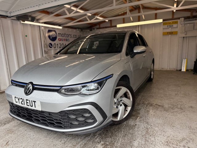 2021 21 VOLKSWAGEN GOLF 1.4 TSI 13kWh GTE Hatchback 5dr Petrol Plug-in Hybrid DSG Euro 6 (s/s) (245 ps)+1 FORMER KEEPER+2 KEYS+HISORY+VIRTUAL COCKPIT+NAVIGATION+MEDIA=APPS+BLUETOOTH+PARK CONTROL+PRIVACY+ 2 KEYS+1 FORMER KEEPER+FSH+NAV+DIGITAL COCKPIT+PARK CONTROL+ALLOYS+BLUETOOTH+MEDIA+PRIVACY+CLIMATE+CRUISE+HPI CLEAR
