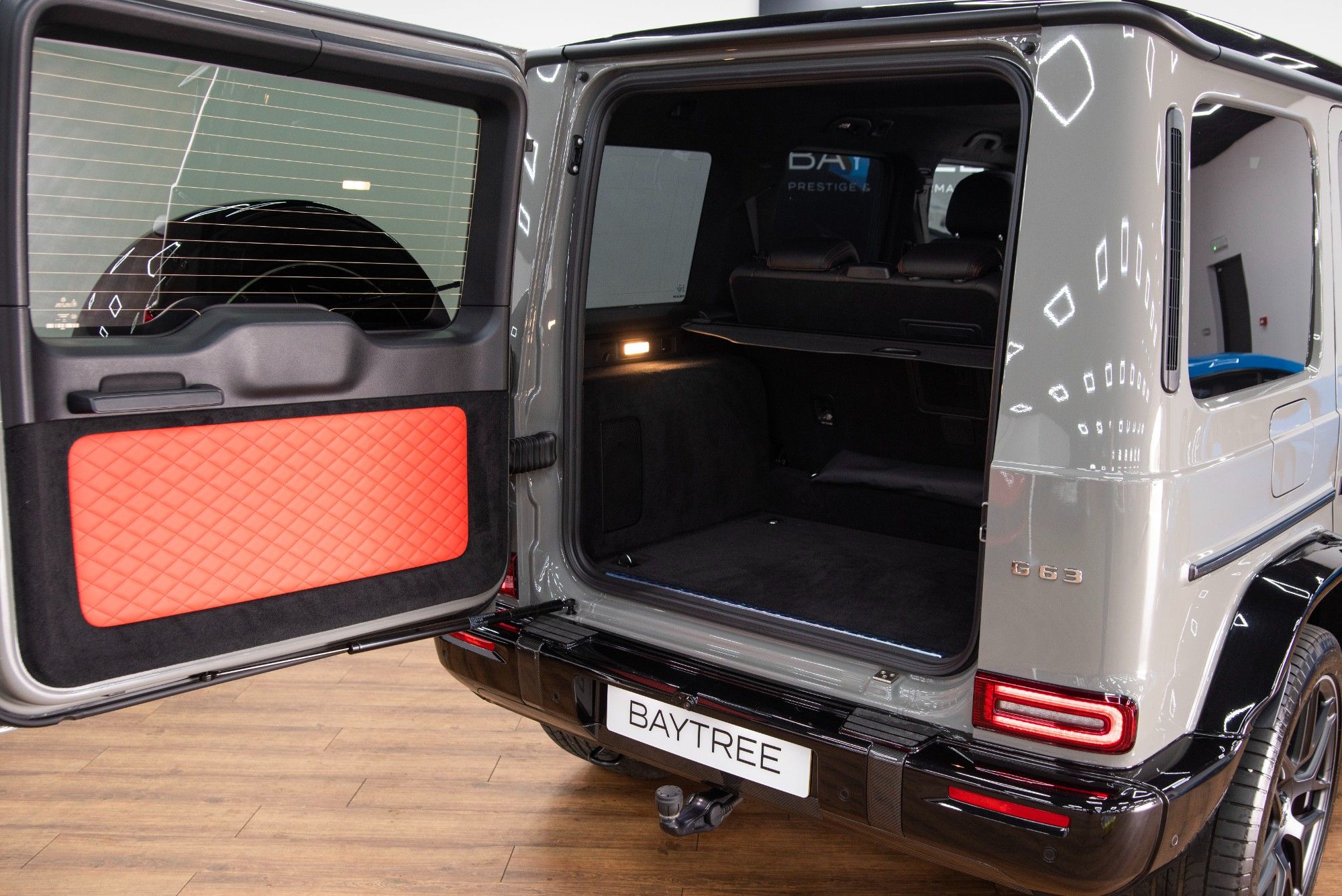 USED 2024 MERCEDES-BENZ G-CLASS 4.0 G63 V8 BiTurbo MHEV AMG MANUFAKTUR Edition  