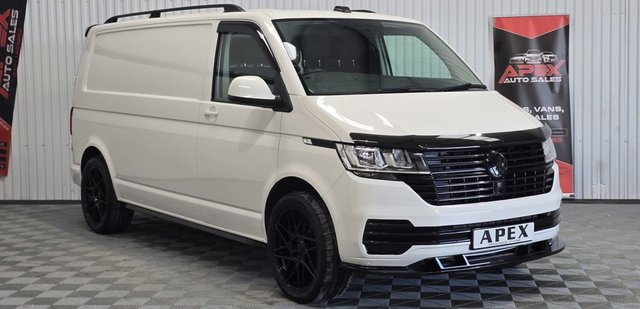 View our Volkswagen Transporter 2.0 TDI T30 Startline Panel Van 5dr Diesel Manual FWD LWB Euro 6 (s/s) (110 ps)