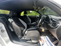USED 2017 17 VOLKSWAGEN BEETLE 2.0 TDI BlueMotion Tech R-Line Cabriolet 2dr Diesel Manual Euro 6 (s/s) (150 ps) LOW MILES+ULEZ+18" ALLOYS+FSH