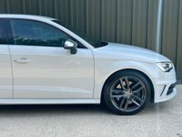 USED 2015 15 AUDI S3 2.0 TFSI Sportback 5dr Petrol S Tronic quattro Euro 6 (s/s) (300 ps) FULL SERVICE HISTORY / SAT NAV