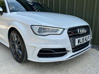 USED 2015 15 AUDI S3 2.0 TFSI Sportback 5dr Petrol S Tronic quattro Euro 6 (s/s) (300 ps) FULL SERVICE HISTORY / SAT NAV