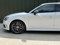 USED 2015 15 AUDI S3 2.0 TFSI Sportback 5dr Petrol S Tronic quattro Euro 6 (s/s) (300 ps) FULL SERVICE HISTORY / SAT NAV