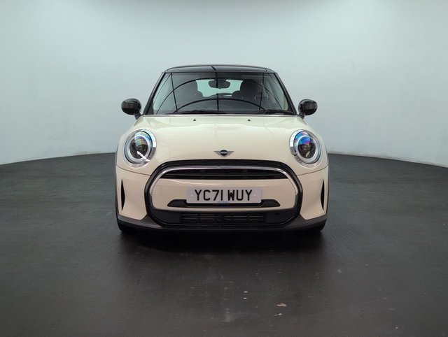 USED 2021 71 MINI Hatch 1.5 Cooper Classic Hatchback 3dr Petrol Manual Euro 6 (s/S) (136 Ps) Air Conditioning+cruise Control