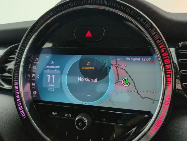 USED 2021 71 MINI Hatch 1.5 Cooper Classic Hatchback 3dr Petrol Manual Euro 6 (s/S) (136 Ps) Air Conditioning+cruise Control