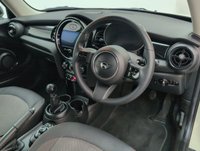 USED 2021 71 MINI Hatch 1.5 Cooper Classic Hatchback 3dr Petrol Manual Euro 6 (s/S) (136 Ps) Air Conditioning+cruise Control