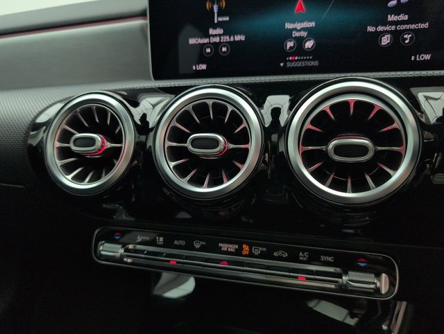 USED 2020 20 Mercedes-Benz A Class 2.0 A220d Amg Line (premium Plus 2) Hatchback 5dr Diesel 8g-Dct Euro 6 (s/S) (190 Ps) 18" Alloys+panoramic Glass Sunroof