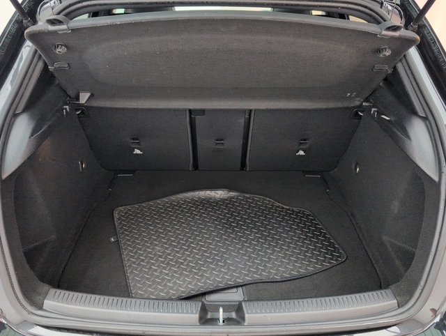 USED 2020 20 Mercedes-Benz A Class 2.0 A220d Amg Line (premium Plus 2) Hatchback 5dr Diesel 8g-Dct Euro 6 (s/S) (190 Ps) 18" Alloys+panoramic Glass Sunroof