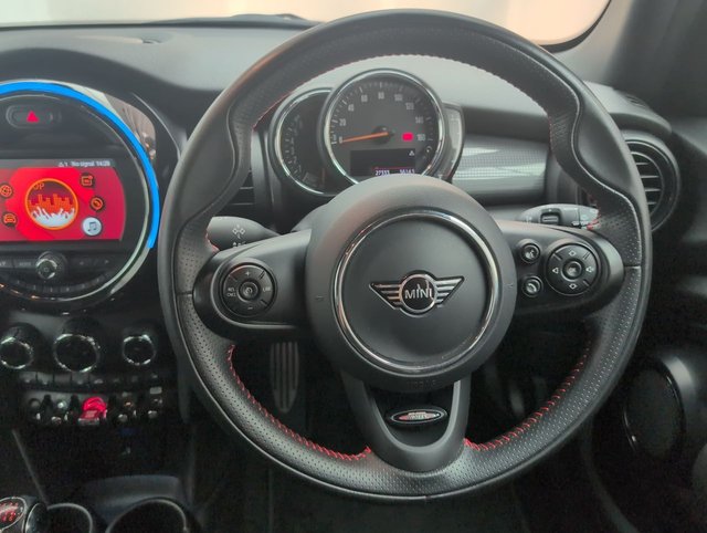 USED 2021 21 MINI Hatch 1.5 Cooper Sport Hatchback 5dr Petrol Manual Euro 6 (s/S) (136 Ps) Air Conditioning+heated Rear Window