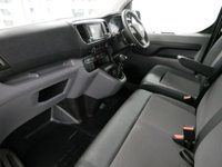 USED 2020 20 VAUXHALL VIVARO 2700 1.5 TURBO D 100 BHP L1 DYNAMIC EDITION 6DR 2 OWNERS | AIR CON | 6 DOORS | DYNAMIC !