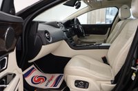 USED 2017 17 JAGUAR XJ 3.0d V6 Portfolio Saloon 4dr Diesel Auto Euro 6 (s/s) (300 ps) 